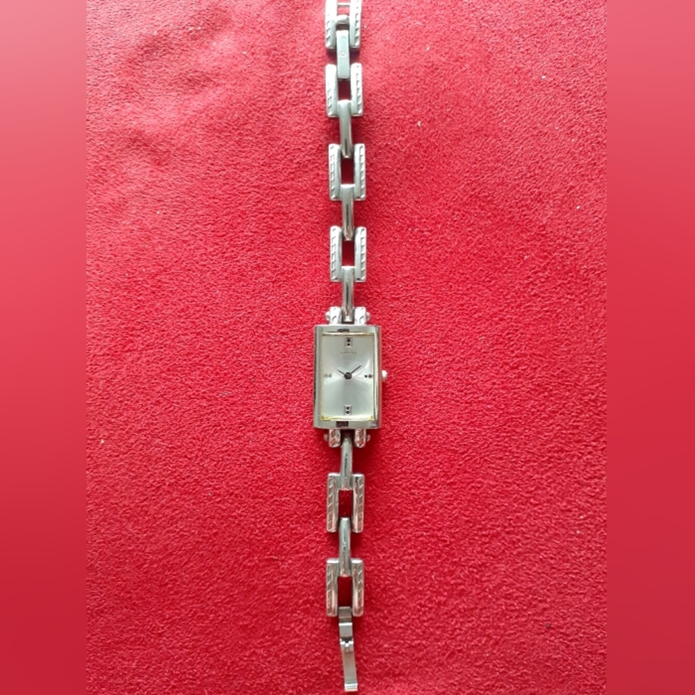 Guess stainless steel wrist watch